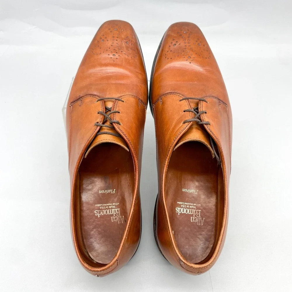 Allen Edmonds Mens 10.5D Flatiron Derby Oxfords Brown Leather Medallion Toe Shoe